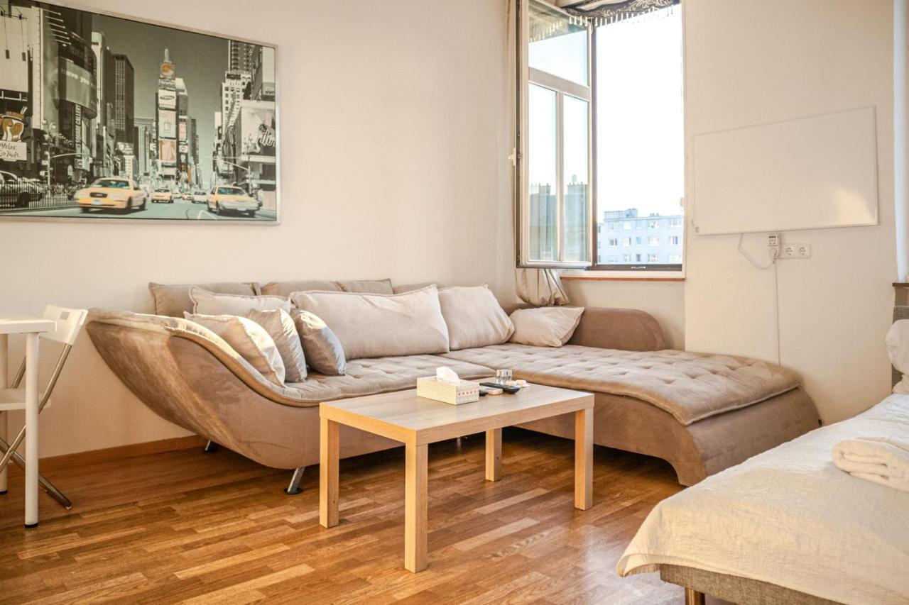 Joyful 2Br Shared Apt Near Millenium Tower & Danube River Відень Екстер'єр фото