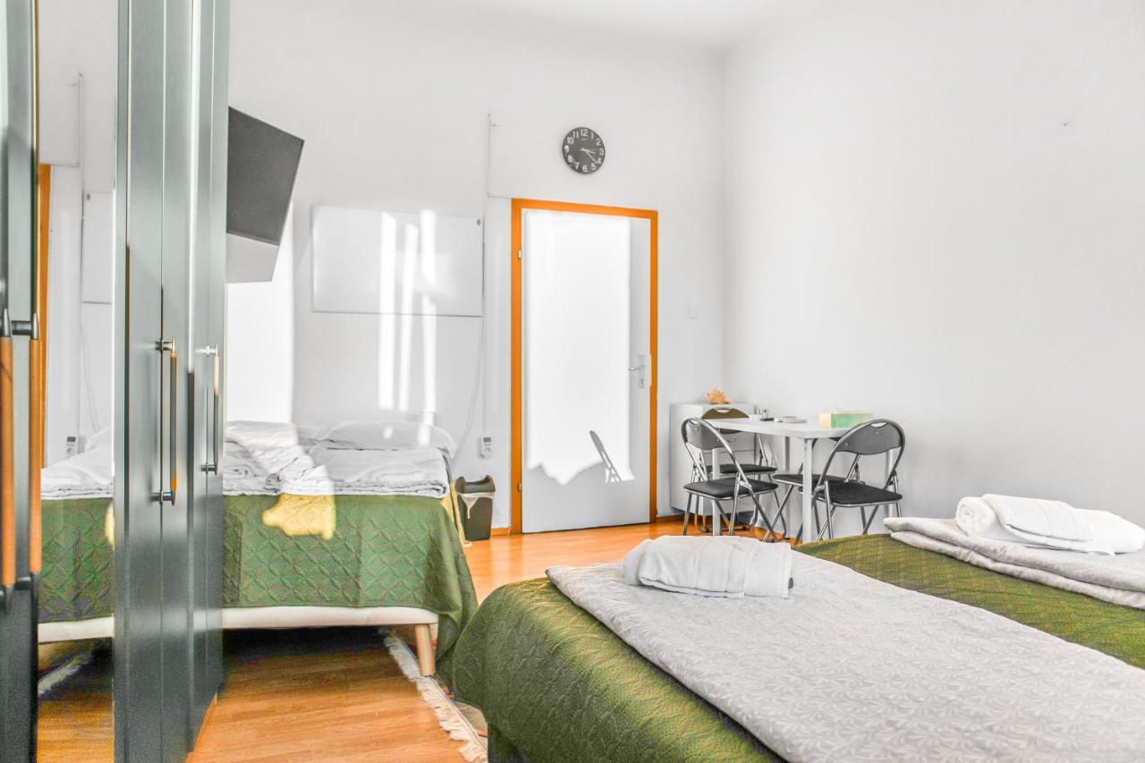 Joyful 2Br Shared Apt Near Millenium Tower & Danube River Відень Екстер'єр фото