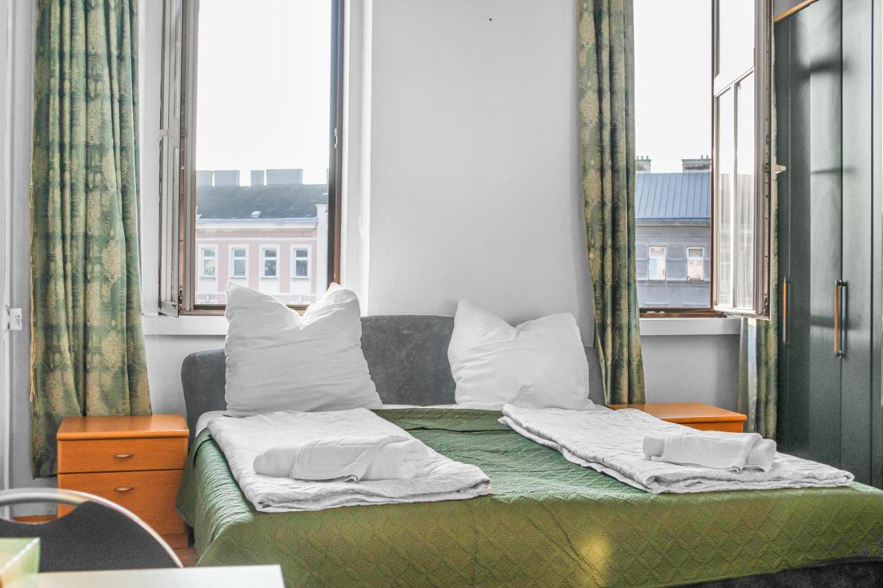 Joyful 2Br Shared Apt Near Millenium Tower & Danube River Відень Екстер'єр фото